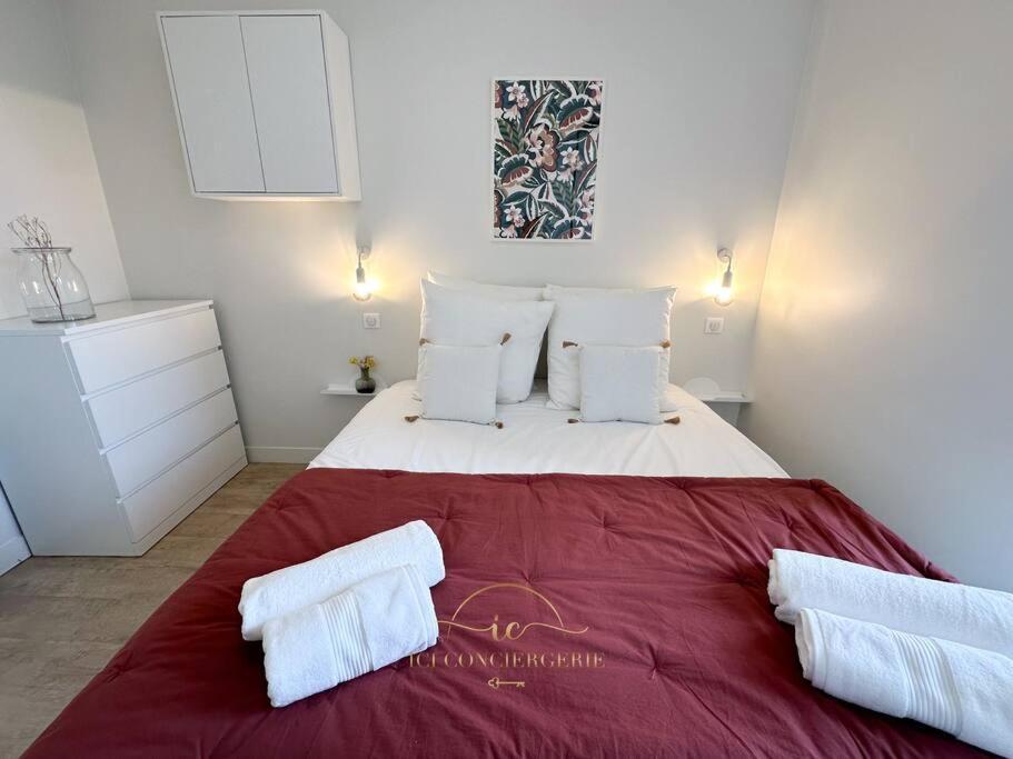 Le Petit Saint Louis Apartment Версал Екстериор снимка